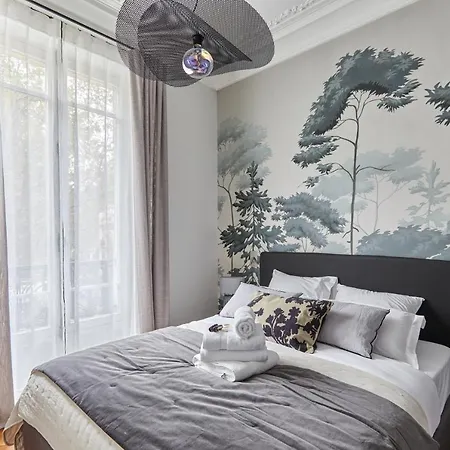 Residense Notre Dame De By Prestige * Parigi